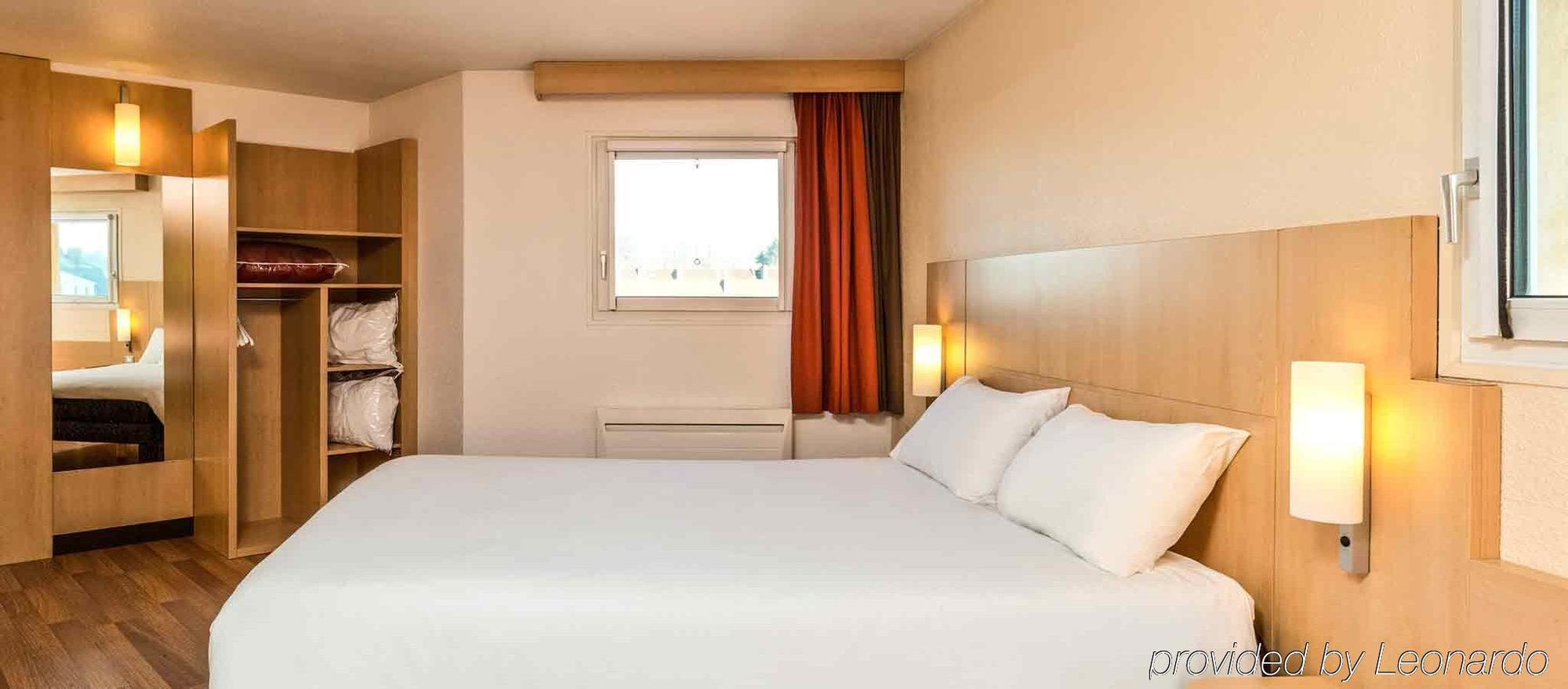 Ibis Budget Saint Die Des Vosges Bagian luar foto